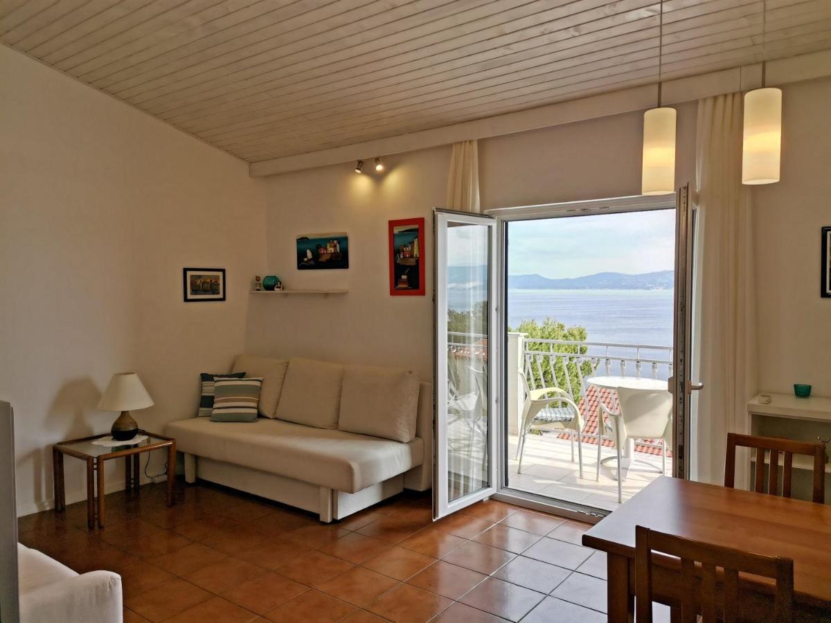 Apartments Kuzmanic Omis Exterior photo